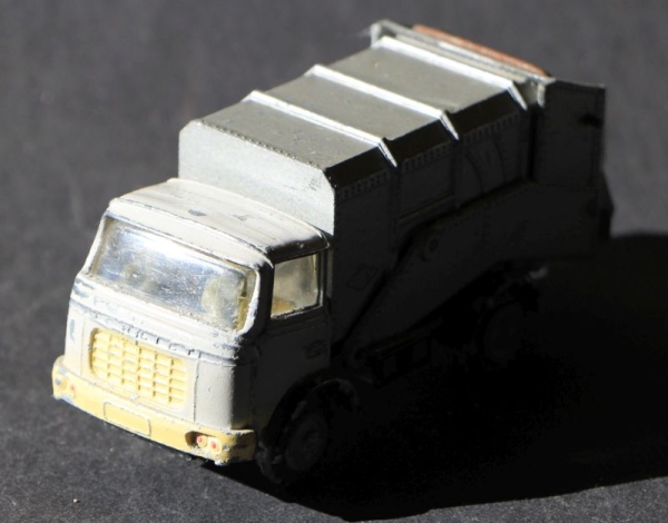 FJ France Jouets Berliet GAK Garbage Truck 1964 DieCast Model (3064)